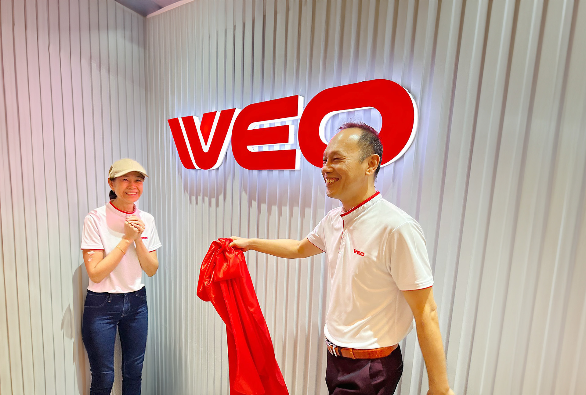 WEO logo unveiling